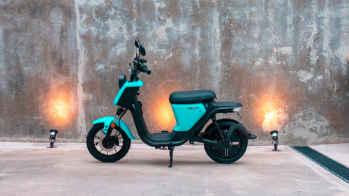 Imagen 1 de 12 de Scooter Eléctrico Nuuv U Pro Celeste Entrega Inmediata Cuota