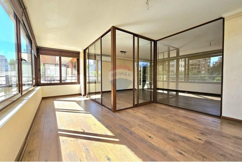 4 Dormitorios Amplios Y Renovado. Departamento