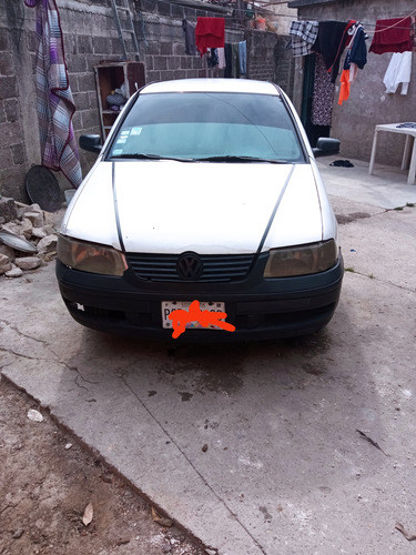Volkswagen Pointer 1.6 City Mt
