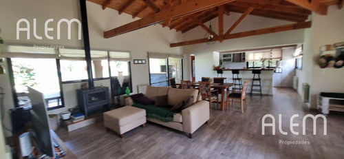 Campo Daromy | Casa En Venta 3 Dormitorios En Pb