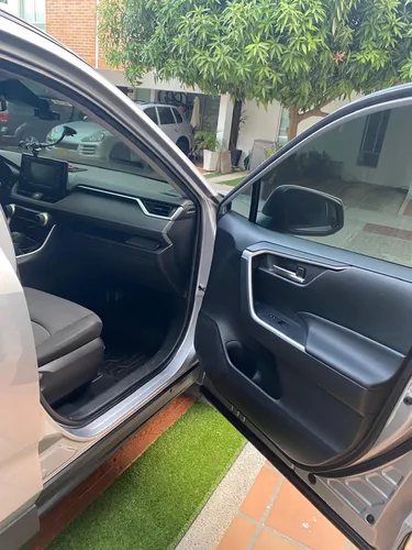 Toyota RAV4 2.5 Xle Hev 4X4 Cvt