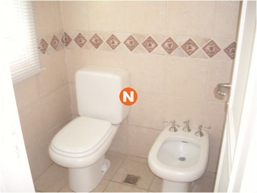 Casa En Venta Y Alquiler, Mansa, Punta Del Este, 5 Dormitorios.- Ref: 205107