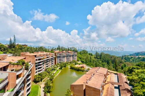 Apartamento Penthouse Con Piscina En Venta En La Lagunita Caracas