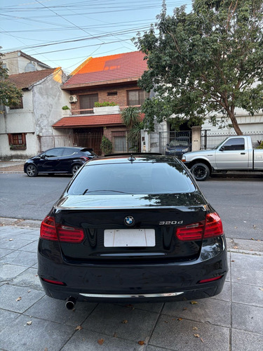 BMW Serie 3 2.0 320d Luxury 184cv