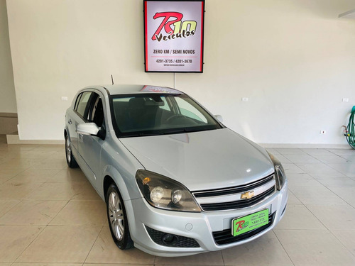 Imagem 1 de 8 de Chevrolet Vectra 2.0 Mpfi Gt Hatch 8v Flex 4p Manual