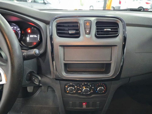 Renault Logan 1.0 12V SCE FLEX LIFE MANUAL
