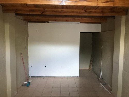 Imagen 5 de 10 de Departamento En Venta En Villa De Mayo