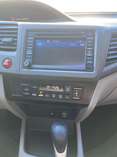Imagem 9 de 15 de Honda Civic 2014 1.8 Lxs Flex Aut. 4p
