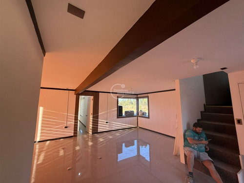 Parcela 5.000 M2, 150 M2 Construidos En Venta En Los Angeles
