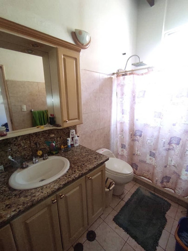 Imagen 14 de 19 de Townhouse En Venta, C.r. Puerto Rio, Nueva Barcelona