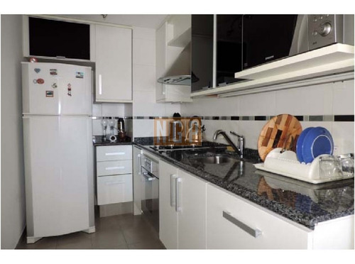 Sobre Mansa Apartamento - Ref: 15429