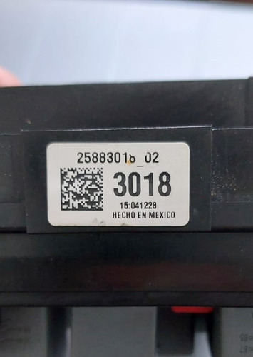08-11 Chevrolet Malibu Caja Fusible Modulo 25883018 (Usado)