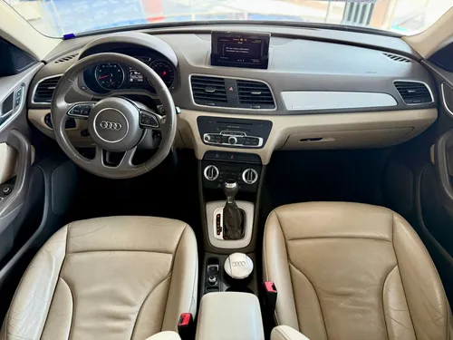 Audi Q3 2.0 Luxury 170hp S-Tronic At