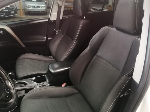 Imagen 13 de 15 de Toyota Rav4 2.5 Xle L4 Awd At 2015