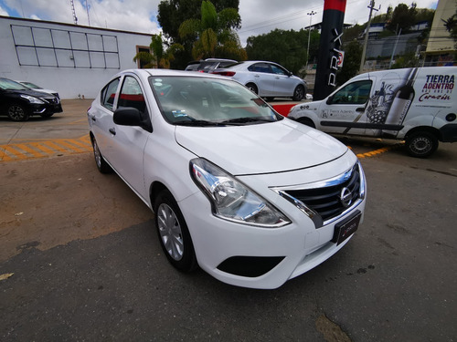 Imagen 3 de 12 de Nissan Versa Drive Tm 2018