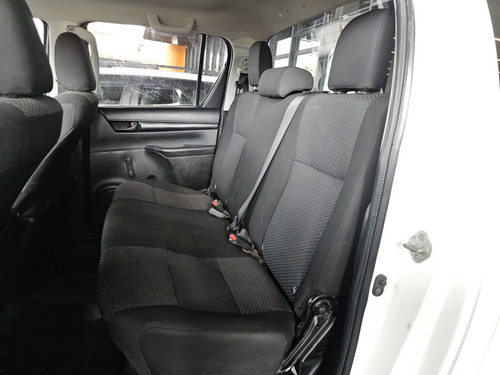 Toyota Hilux 2.8 STD 4X4 CD 16V DIESEL 4P MANUAL