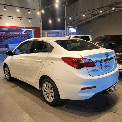 Hyundai HB20S 1.6 COMFORT PLUS 16V FLEX 4P AUTOMÁTICO