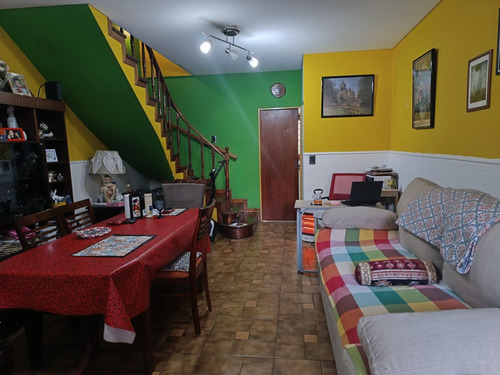 Casa 3 Ambientes Venta Flores Con Cochera