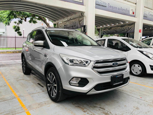 Imagen 3 de 14 de Ford Escape 2018 2.0 Titanium Ecoboost At
