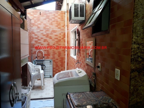 Imagem 16 de 24 de Bairro Da Luz/n. Iguaçu, Casa 2 Quartos, Sala, Cozinha, Banheiro,varanda Com Churrasqueira E Garagem. - Ca00609 - 34065505