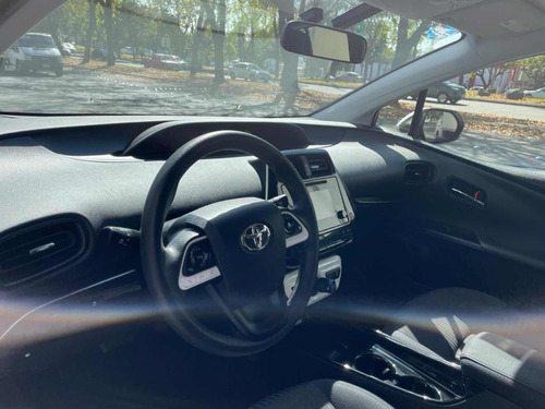 Toyota Prius 2018 1.8 Base Cvt
