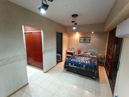 Excelente Chalet 4 Ambs Con Patio, Quincho, Gge