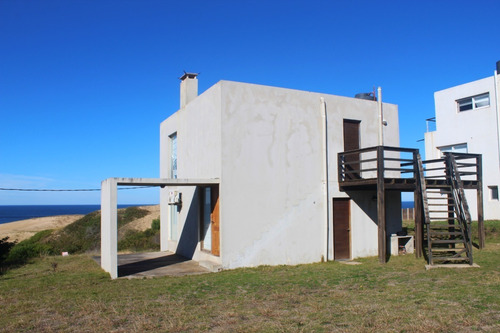 Casa Frente Al Mar En Punta Del Diablo