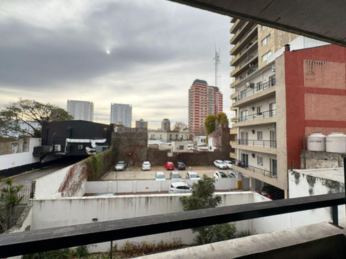 Dúplex 2 Ambientes Con Balcón Y Parrilla En Tigre!