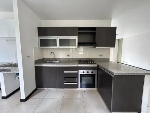 Apartamento En Venta En El Poblado. Cod V16957