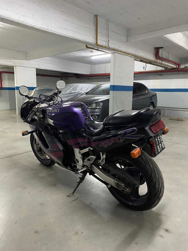 Imagen 6 de 15 de Susuki Rgsx 750