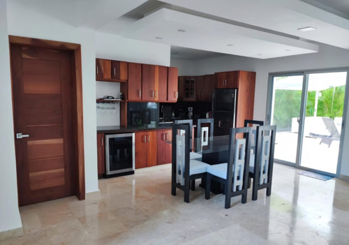 Villa En Venta En Playa Nueva Romana