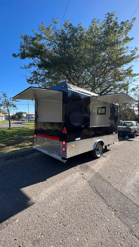 Al Trailers Food Trucks.