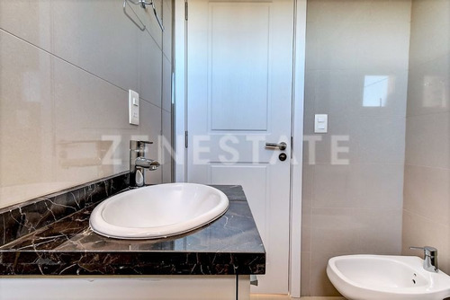Venta De Apartamento 1 Dormitorio En Roosevelt