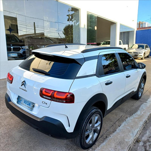Citroën C4 Cactus 1.6 Feel 16v Aut. 5p
