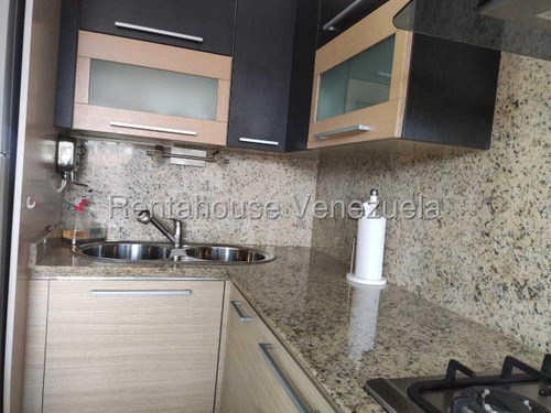 Apartamento Remodelado En El Encantado Listo Para Habitar Dubravska Alarcón 25-19299