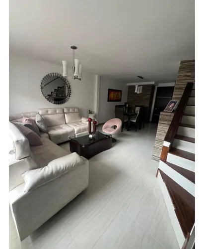 Venta Casa, Bulevar De Las Villas 154 Mts2