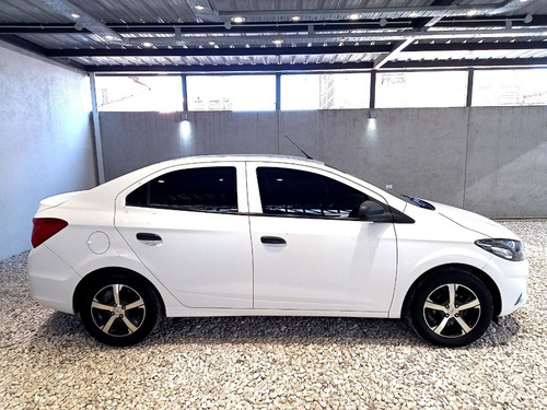 Imagen 4 de 11 de Chevrolet Prisma Lt Full L/17 1.4 Gnc | 2017