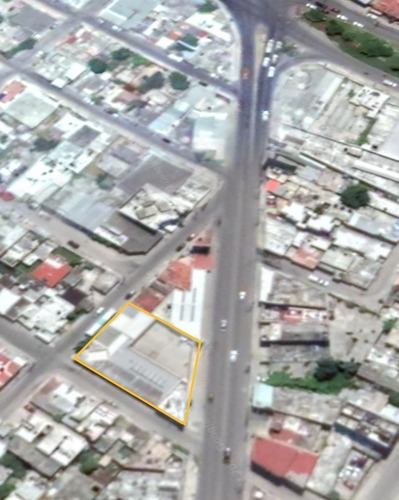 Imagen 5 de 8 de Local Comercial En Venta En Av. Uxmal En Cancun Qroo. Clv25.
