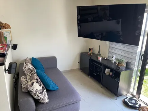 Renta De Casa Amueblada En Fraccionamiento La Toscana