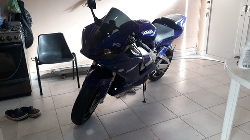 Yamaha R1