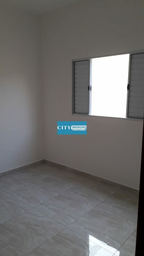 Imagem 13 de 15 de Sobrado Á Venda, Com Piscina, 3 Dormitórios Com Suíte. - Sp1523