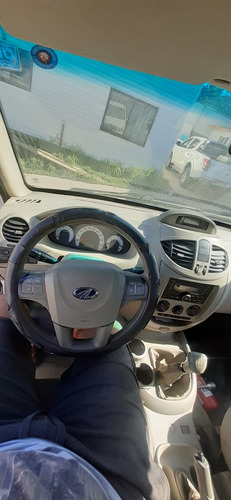 Mahindra Genio 2.2 2014 Cabina Simple