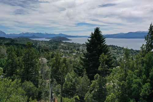 Casa En Barrio Melipal Ii- Vista Al Lago - Bariloche