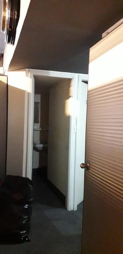 Imagen 12 de 14 de Local Comercial En Venta Y Alquiler En Ciudad Vieja