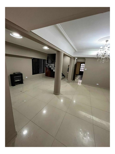 Imagen 22 de 29 de Casa En Venta - 6 Dormitorios 5 Baños - 300mts2 - Tablada