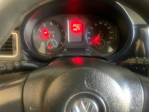 Imagem 9 de 9 de Volkswagen Fox 2013 1.0 Trend Tec Total Flex 5p