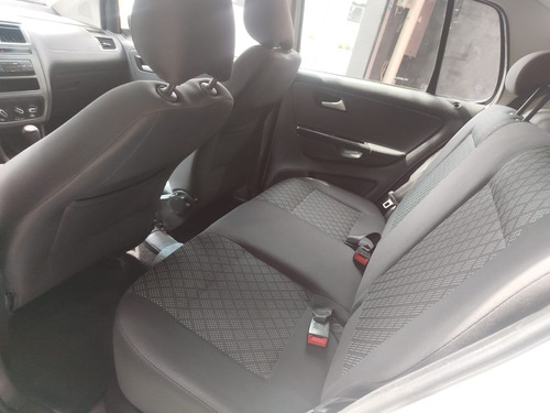 Volkswagen Fox Fox Trendline 1.0 Flex 8V 5p