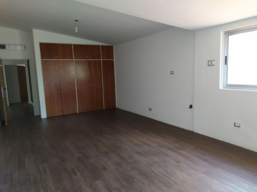 Imagen 10 de 14 de Rentahouse Celeste Nuñez 04244475408 223990