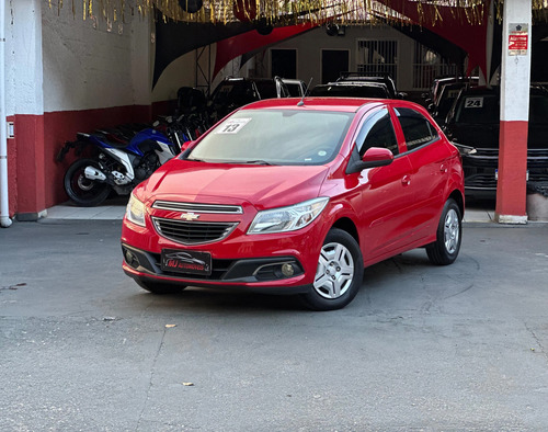 Chevrolet Onix 1.0 MPFI LT 8V FLEX 4P MANUAL