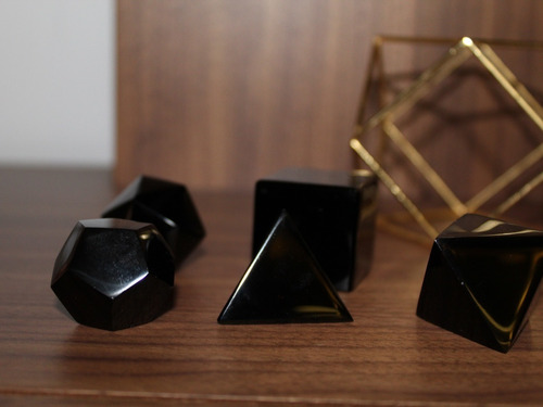 Sólidos Platónicos De Obsidiana Chicos